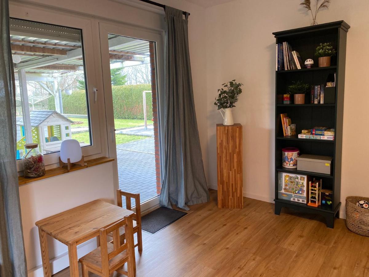 אמדן Ferienhaus Sieglinde Mit Deichblick מראה חיצוני תמונה